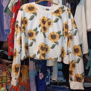 Xl long sleeve sunflower cropped top.